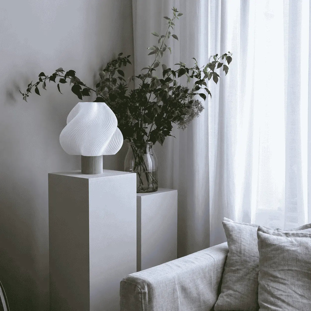 Curvella Spiral Table Lamp