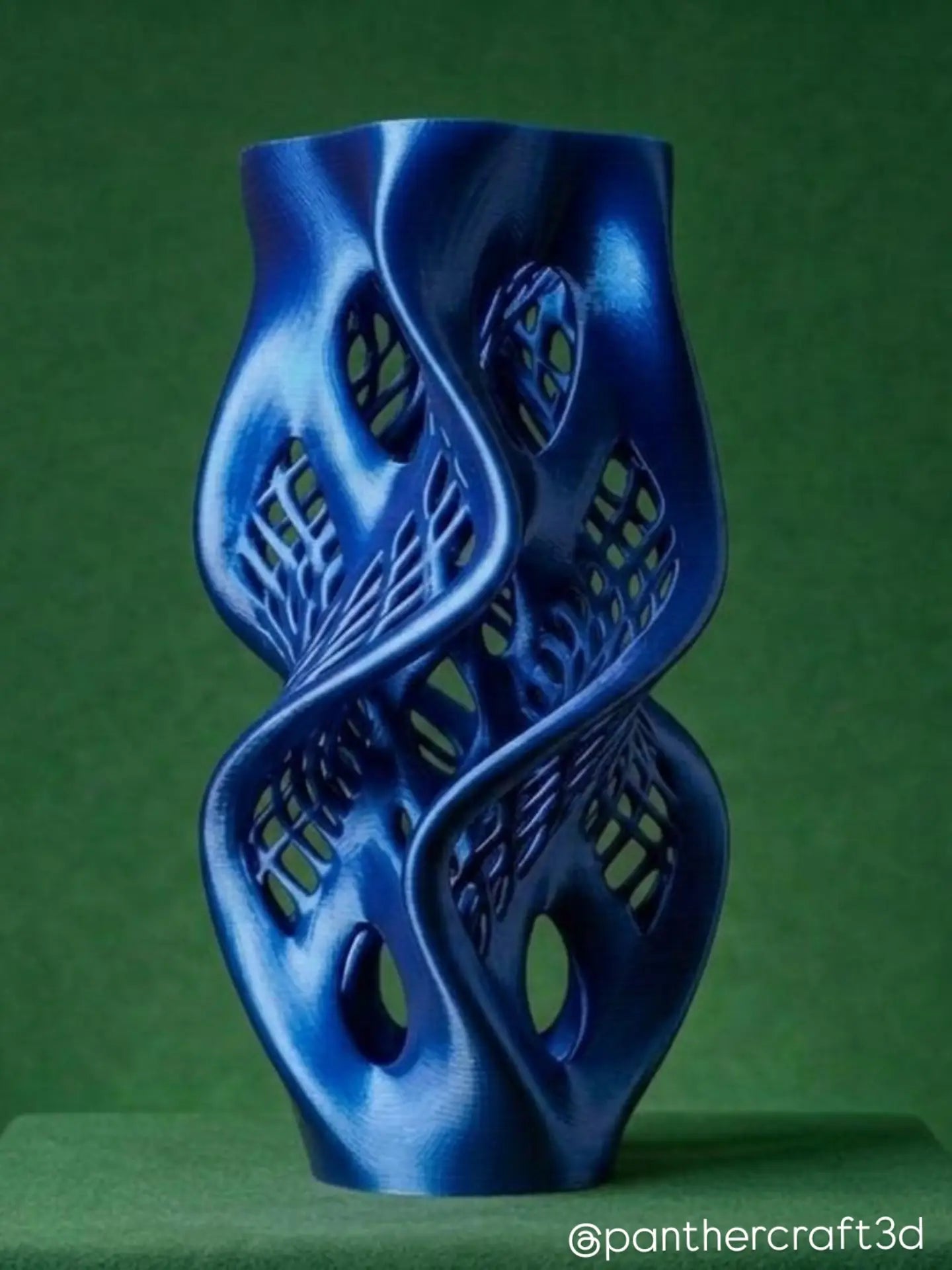 Galaxy Twist Lattice Vase