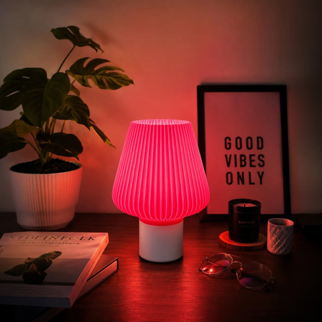 Élan Fluted Table Lamp